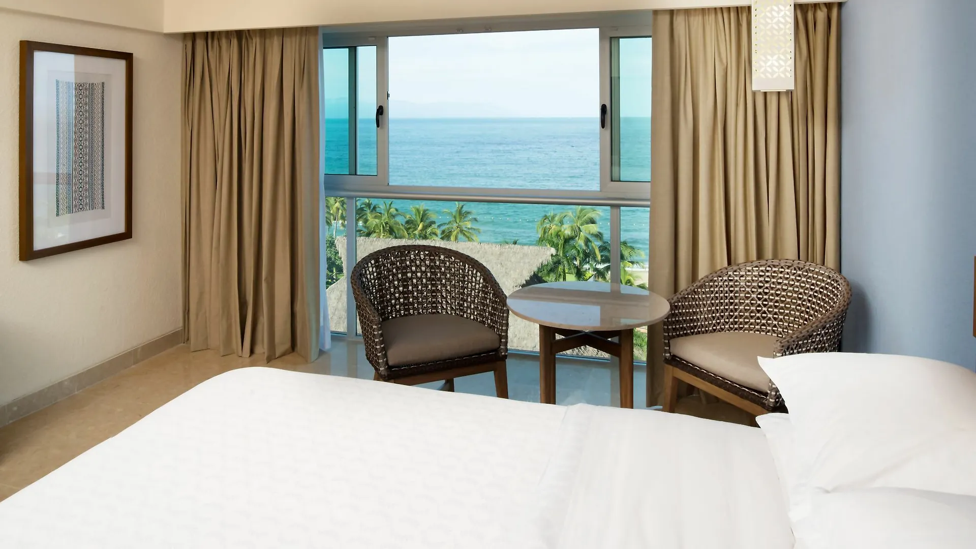 Sheraton Buganvilias Beach And Spa Resort - Malecon Puerto Vallarta Hotel